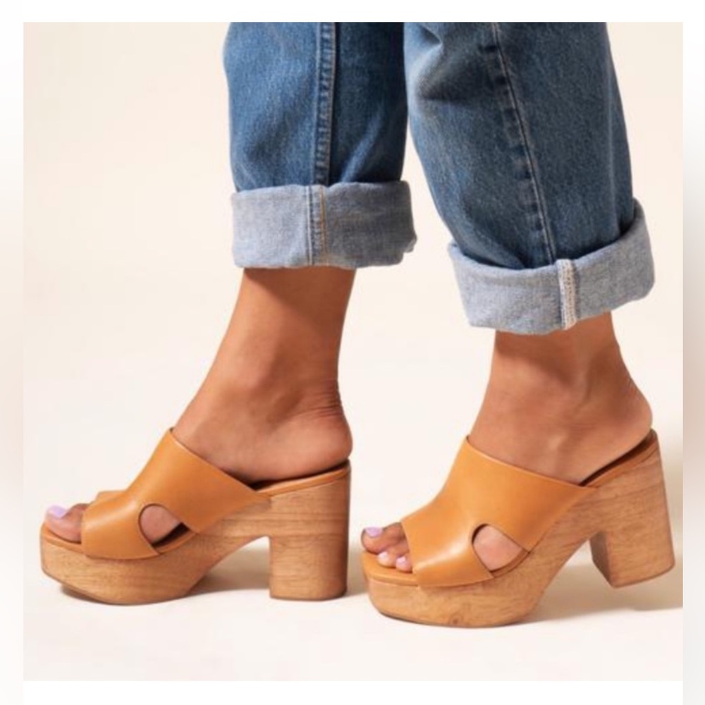 Charlotte Stone Nina Clogs Brown Tan Leather Women’s 7 - Picture 2 of 10